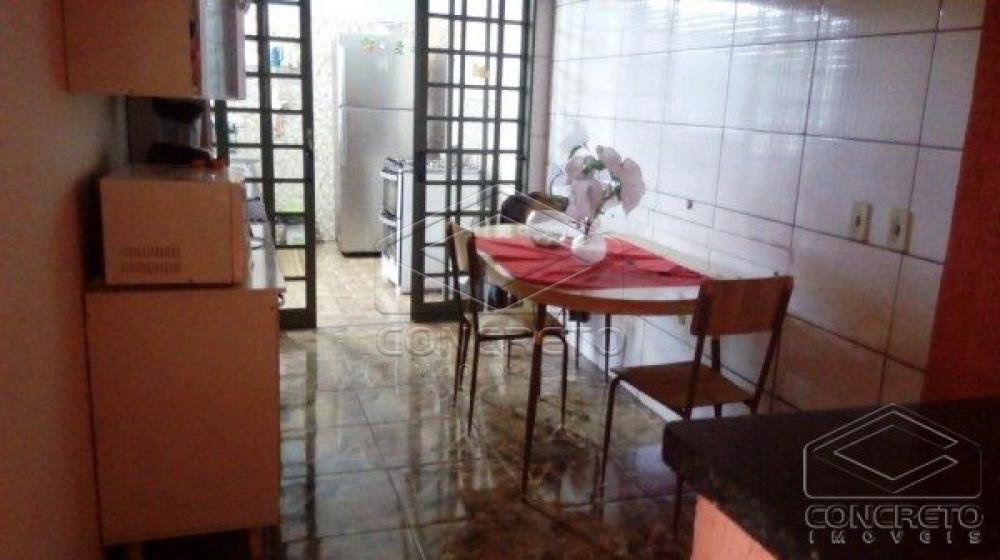 Comprar Casa / Padr&atilde;o em Len&ccedil;&oacute;is Paulista R$ 370.000,00 - Foto 5