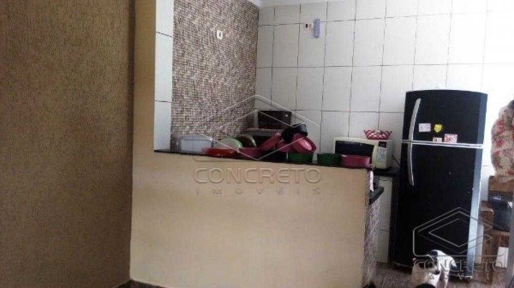 Comprar Casa / Padr&atilde;o em Len&ccedil;&oacute;is Paulista R$ 370.000,00 - Foto 9