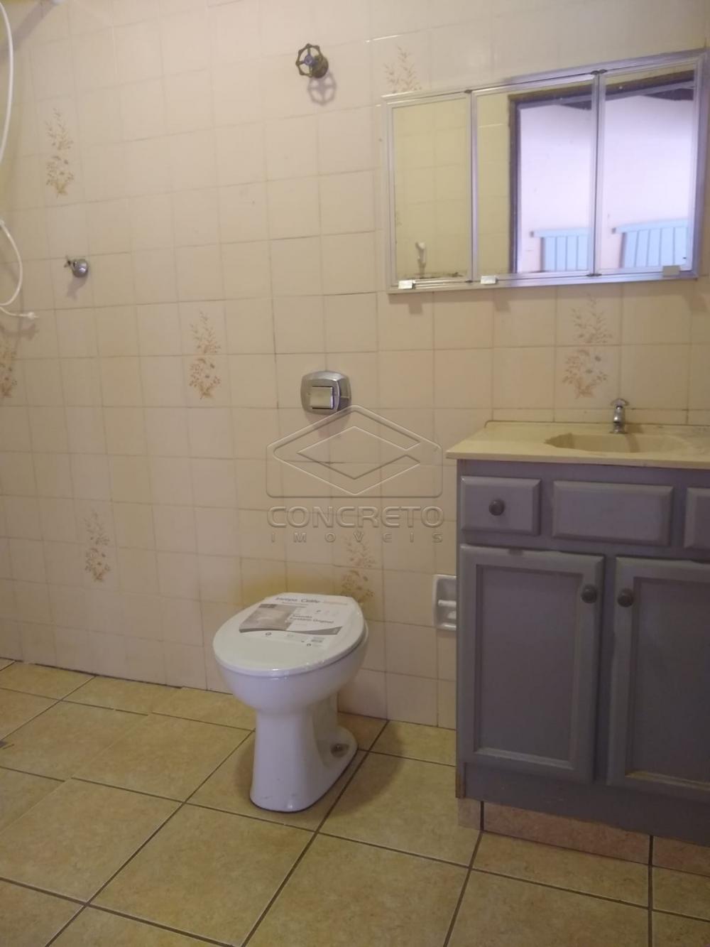 Alugar Casa / Padr&atilde;o em Len&ccedil;&oacute;is Paulista R$ 2.000,00 - Foto 13