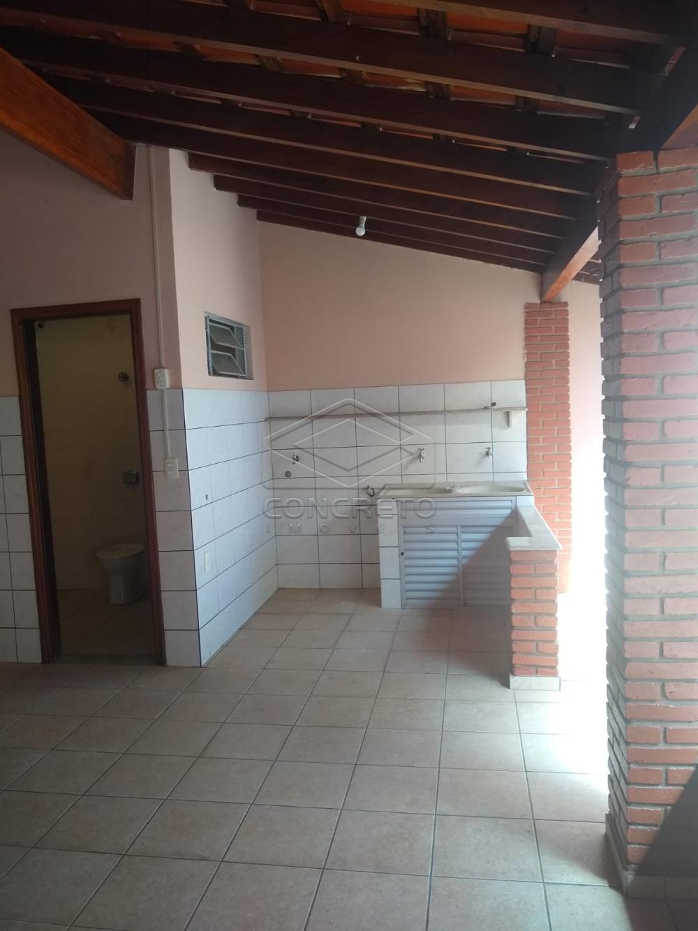 Alugar Casa / Padr&atilde;o em Len&ccedil;&oacute;is Paulista R$ 2.000,00 - Foto 4