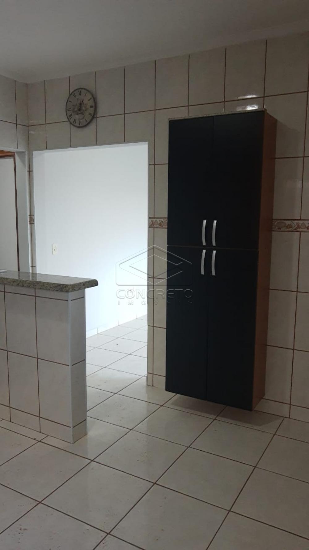 Alugar Casa / Resid&ecirc;ncia em Len&ccedil;&oacute;is Paulista R$ 1.200,00 - Foto 3