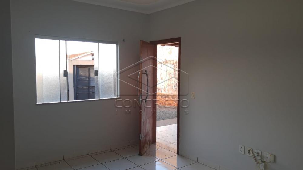 Alugar Casa / Resid&ecirc;ncia em Len&ccedil;&oacute;is Paulista R$ 1.200,00 - Foto 1