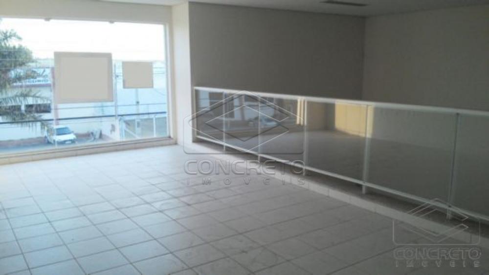Alugar Comercial / Casa em Len&ccedil;&oacute;is Paulista R$ 3.000,00 - Foto 13
