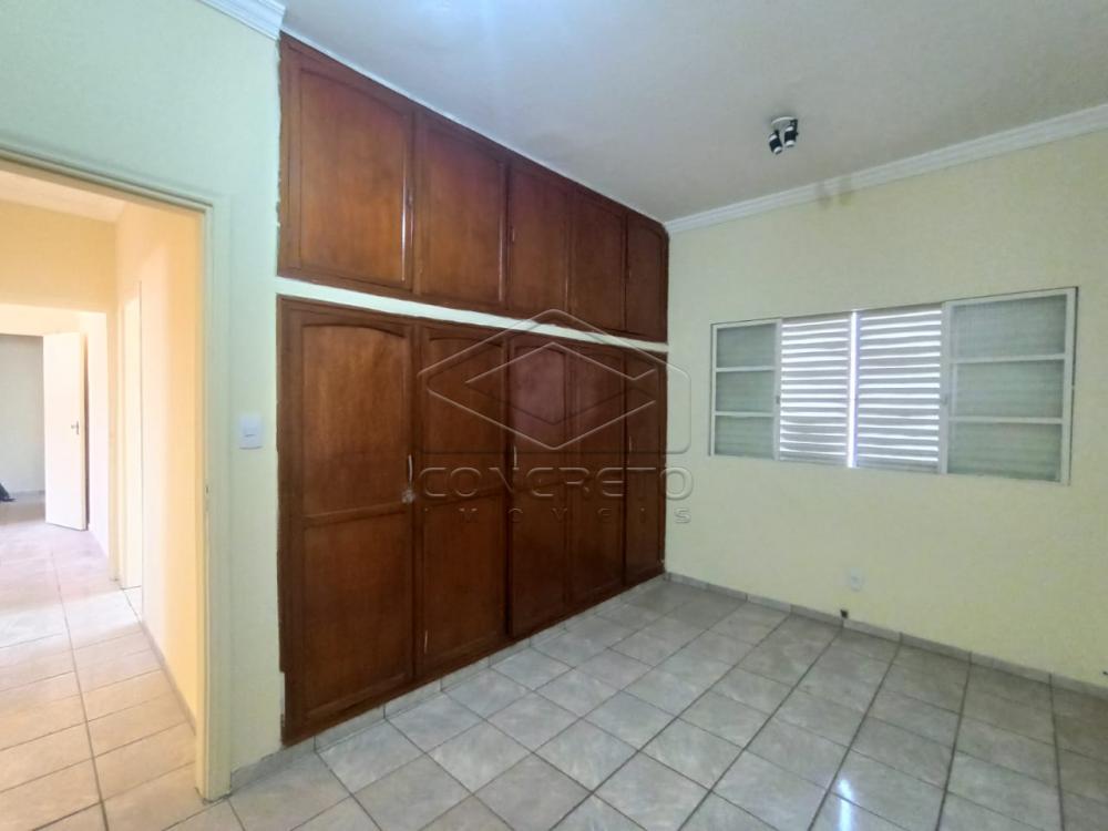 Alugar Casa / Padr&atilde;o em Bauru R$ 1.500,00 - Foto 4