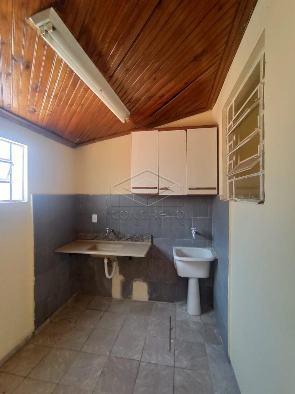 Alugar Casa / Padr&atilde;o em Bauru R$ 1.500,00 - Foto 5