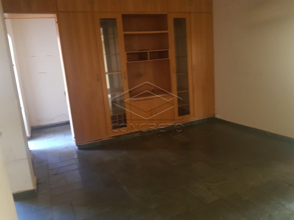 Comprar Casa / Padr&atilde;o em Len&ccedil;&oacute;is Paulista R$ 600.000,00 - Foto 13