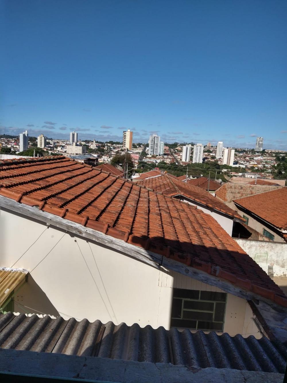 Alugar Casa / Sobrado em Len&ccedil;&oacute;is Paulista R$ 1.100,00 - Foto 13