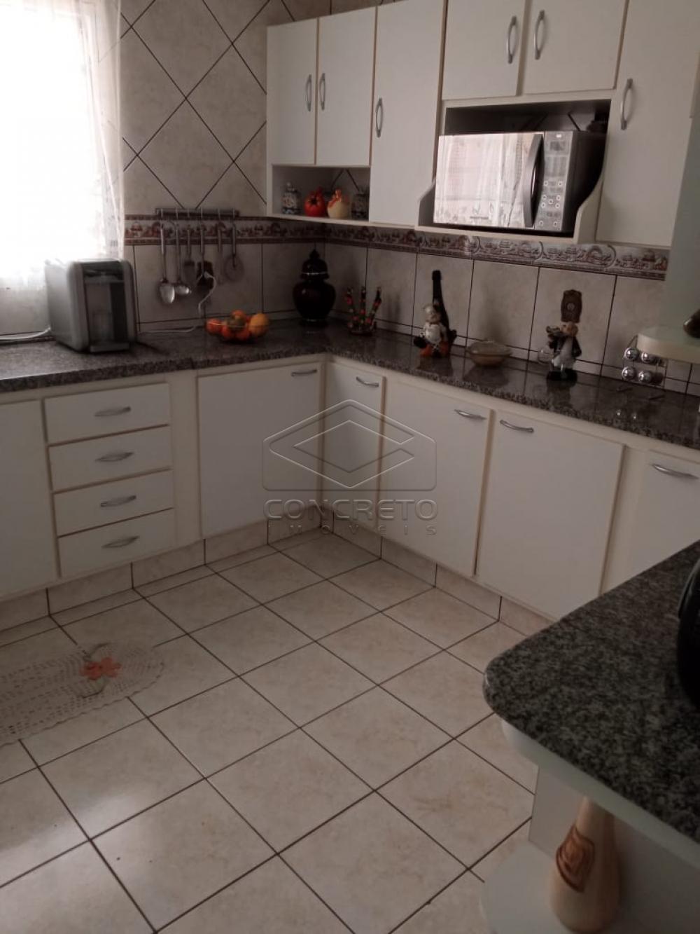 Alugar Casa / Padr&atilde;o em Len&ccedil;&oacute;is Paulista R$ 2.590,00 - Foto 4