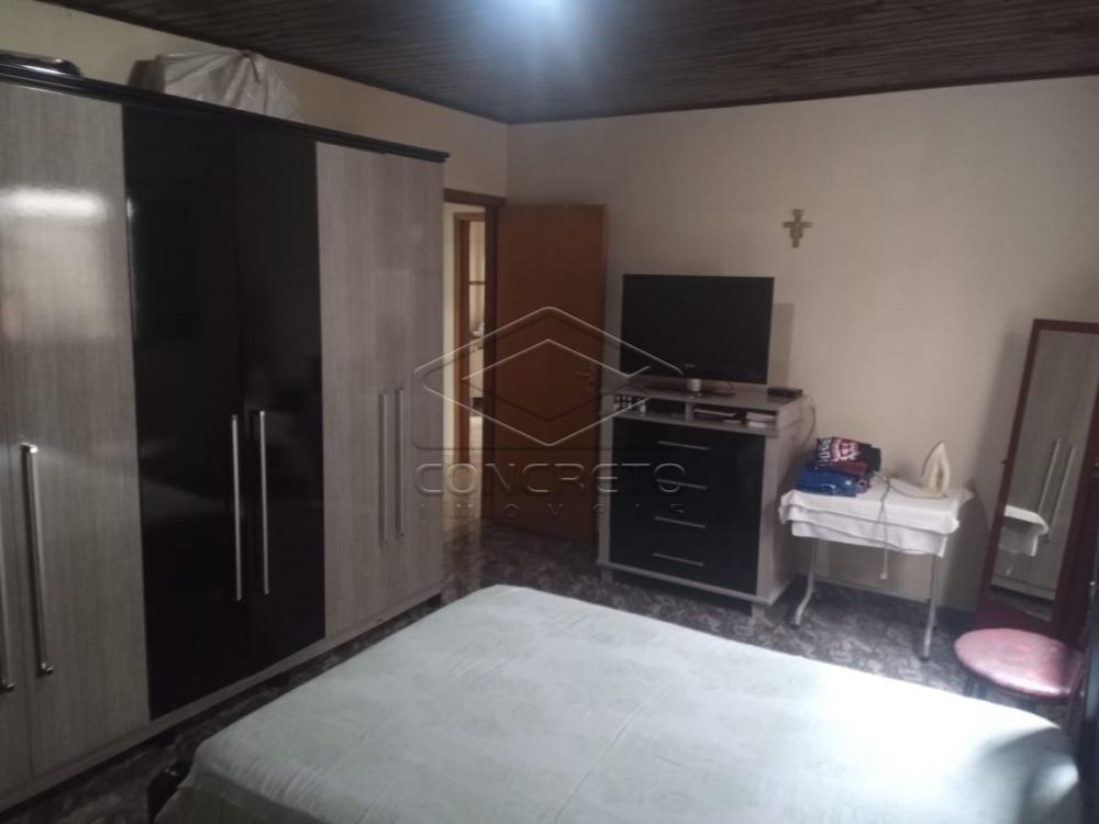 Comprar Casa / Padr&atilde;o em Len&ccedil;&oacute;is Paulista R$ 370.000,00 - Foto 3