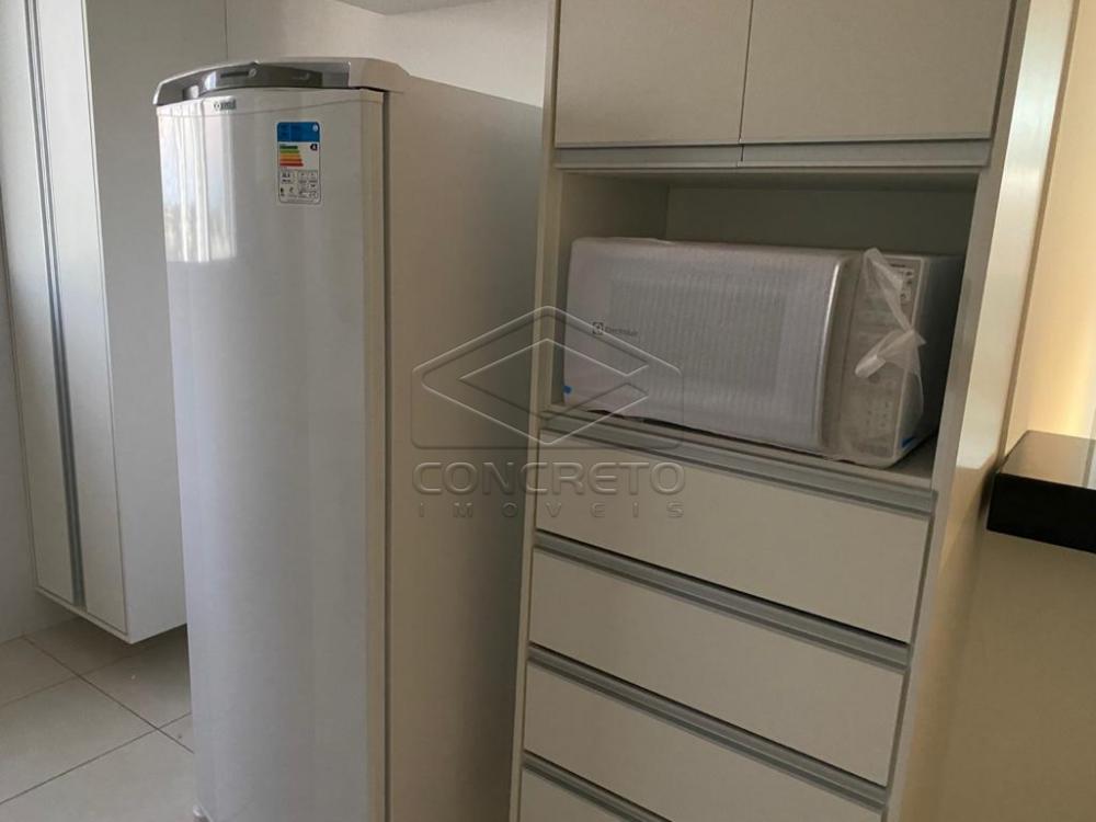 Alugar Apartamento / Padr&atilde;o em Len&ccedil;&oacute;is Paulista R$ 2.500,00 - Foto 4