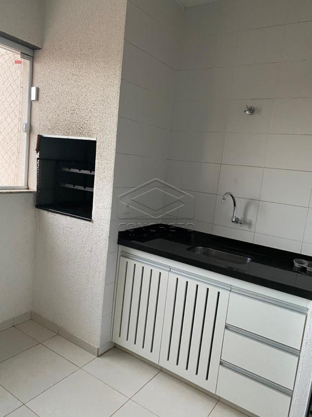 Alugar Apartamento / Padr&atilde;o em Len&ccedil;&oacute;is Paulista R$ 2.500,00 - Foto 10