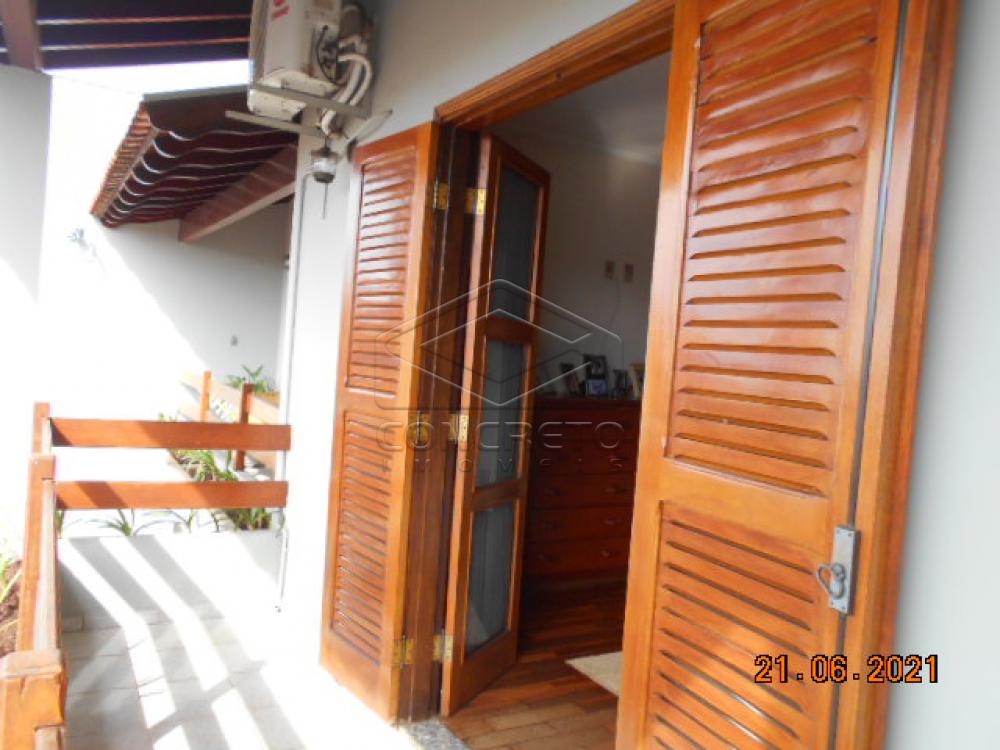 Comprar Casa / Padr&atilde;o em Len&ccedil;&oacute;is Paulista R$ 990.000,00 - Foto 6