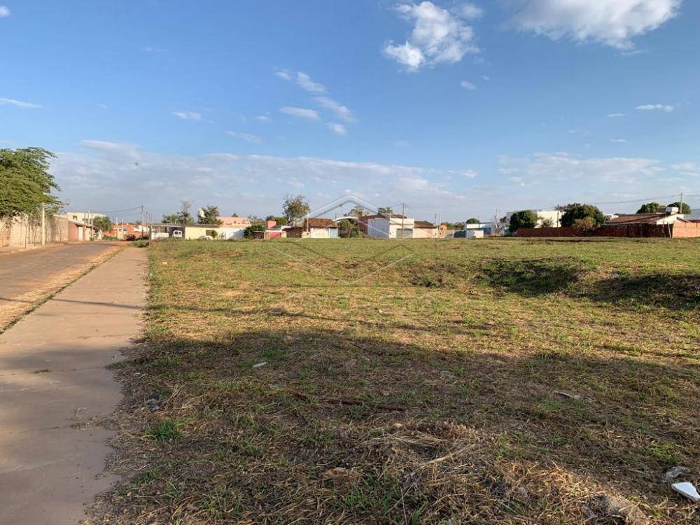 Comprar Terreno / Padr&atilde;o em Bauru R$ 3.000.000,00 - Foto 2