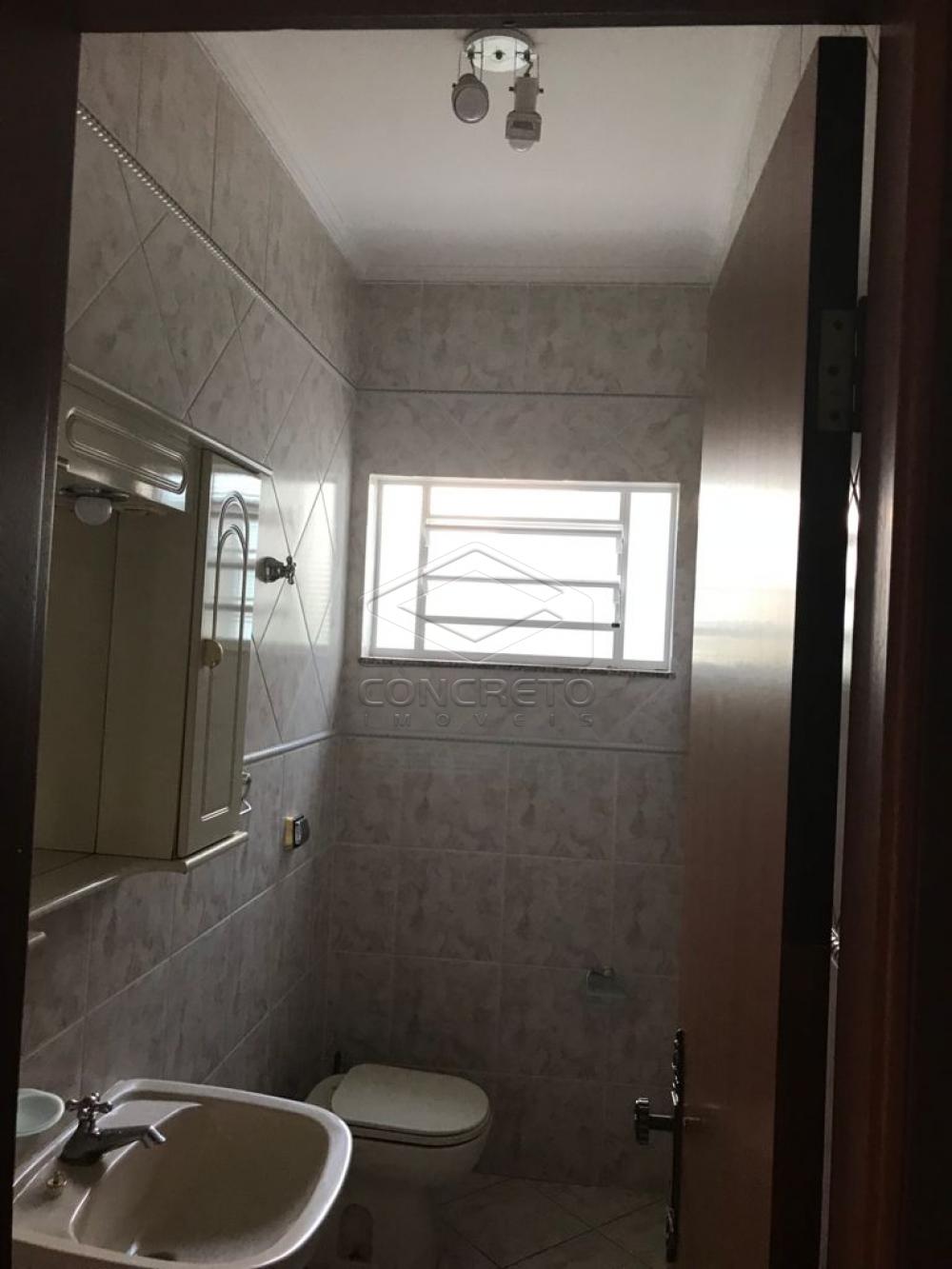 Alugar Casa / Padr&atilde;o em Len&ccedil;&oacute;is Paulista R$ 2.500,00 - Foto 7