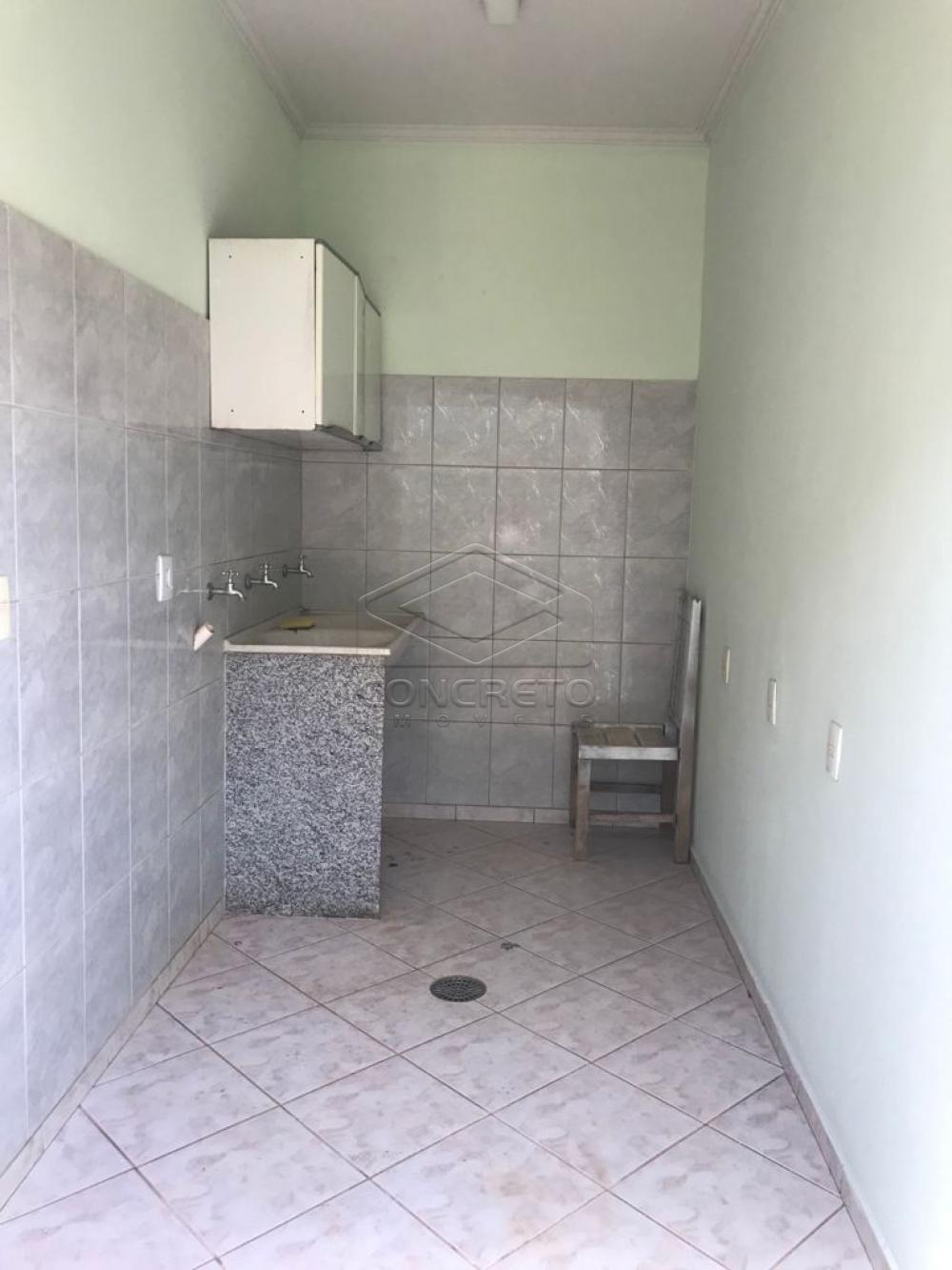 Alugar Casa / Padr&atilde;o em Len&ccedil;&oacute;is Paulista R$ 2.500,00 - Foto 18