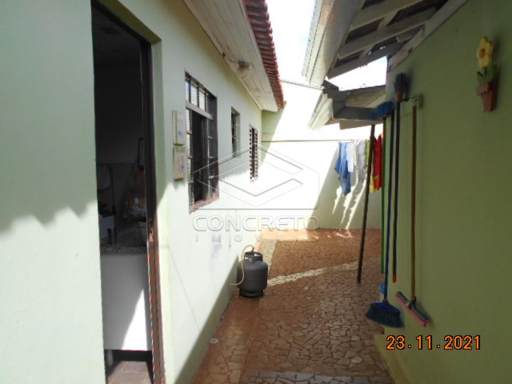 Comprar Casa / Padr&atilde;o em Len&ccedil;&oacute;is Paulista R$ 350.000,00 - Foto 3