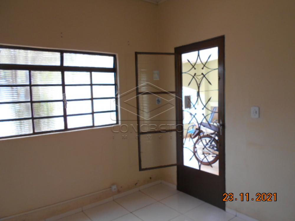 Comprar Casa / Padr&atilde;o em Len&ccedil;&oacute;is Paulista R$ 350.000,00 - Foto 7