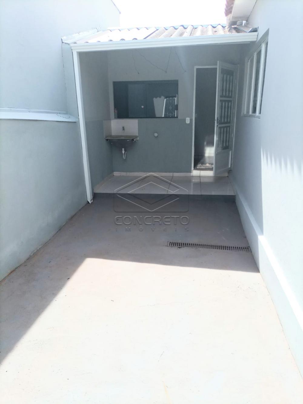 Alugar Casa / Padr&atilde;o em Len&ccedil;&oacute;is Paulista R$ 2.200,00 - Foto 10