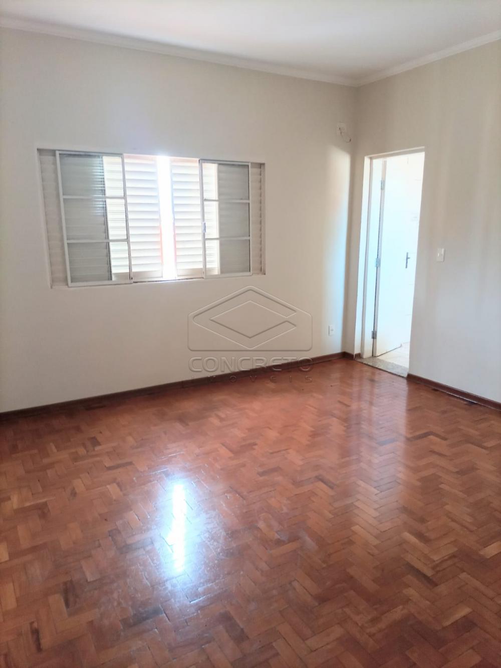 Alugar Casa / Padr&atilde;o em Len&ccedil;&oacute;is Paulista R$ 3.300,00 - Foto 5