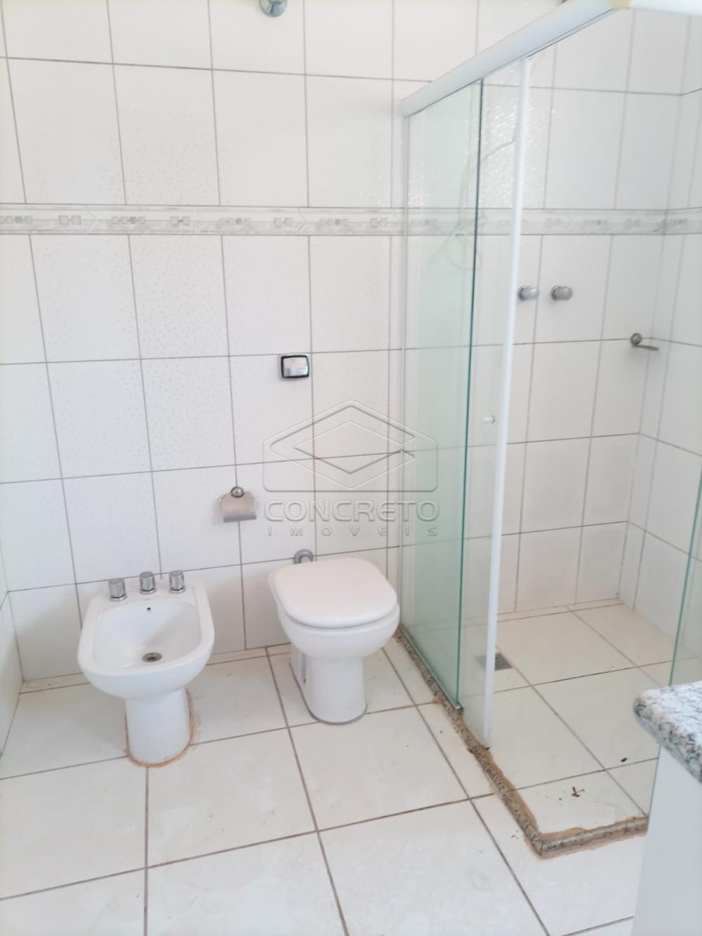Alugar Casa / Padr&atilde;o em Len&ccedil;&oacute;is Paulista R$ 3.300,00 - Foto 7