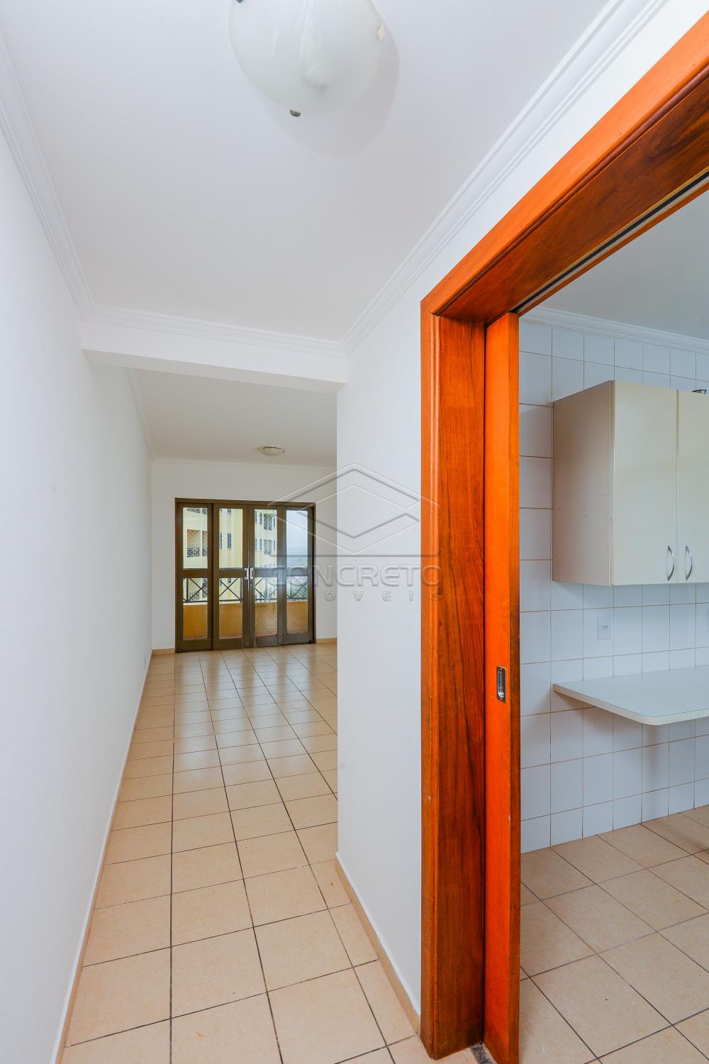 Alugar Apartamento / Padr&atilde;o em Bauru R$ 2.000,00 - Foto 2