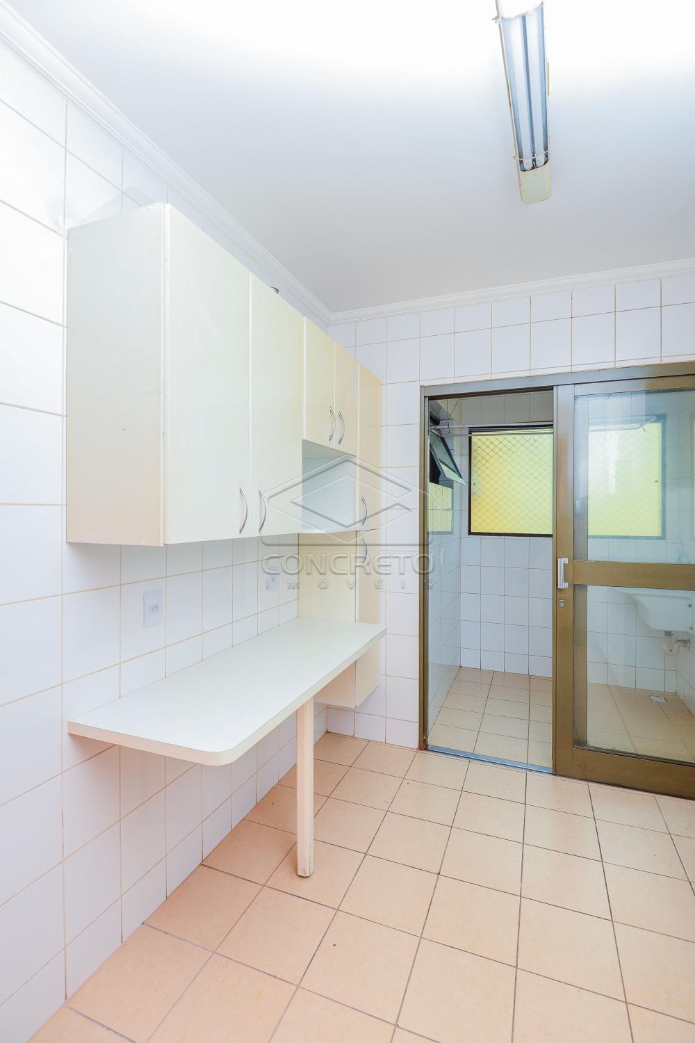 Alugar Apartamento / Padr&atilde;o em Bauru R$ 2.000,00 - Foto 5