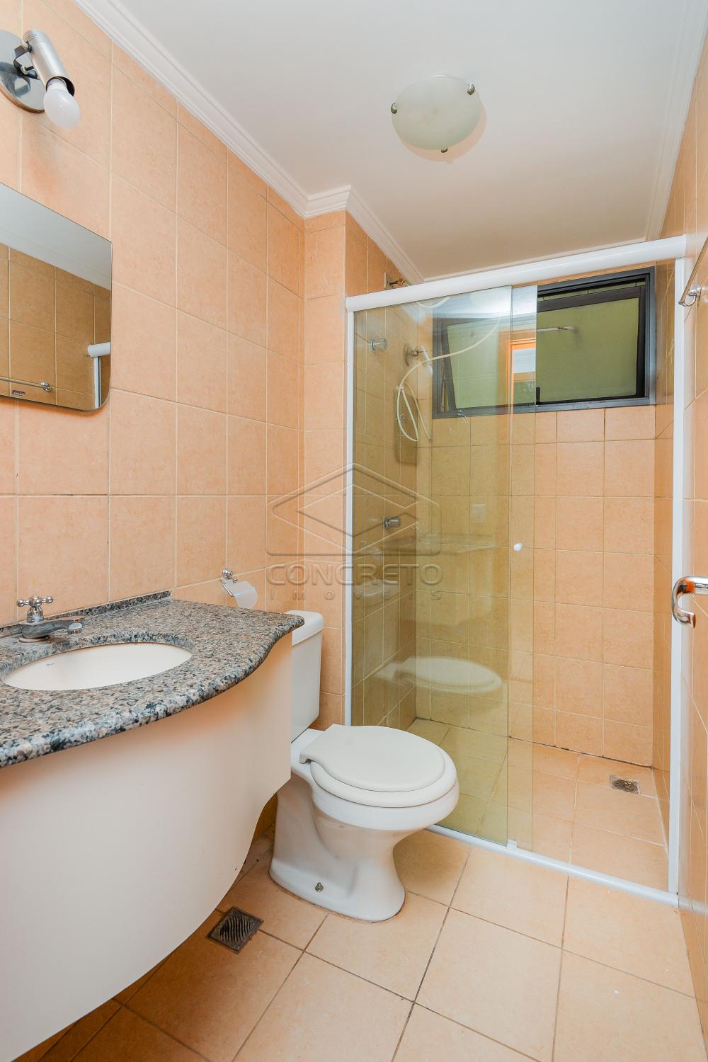 Alugar Apartamento / Padr&atilde;o em Bauru R$ 2.000,00 - Foto 10