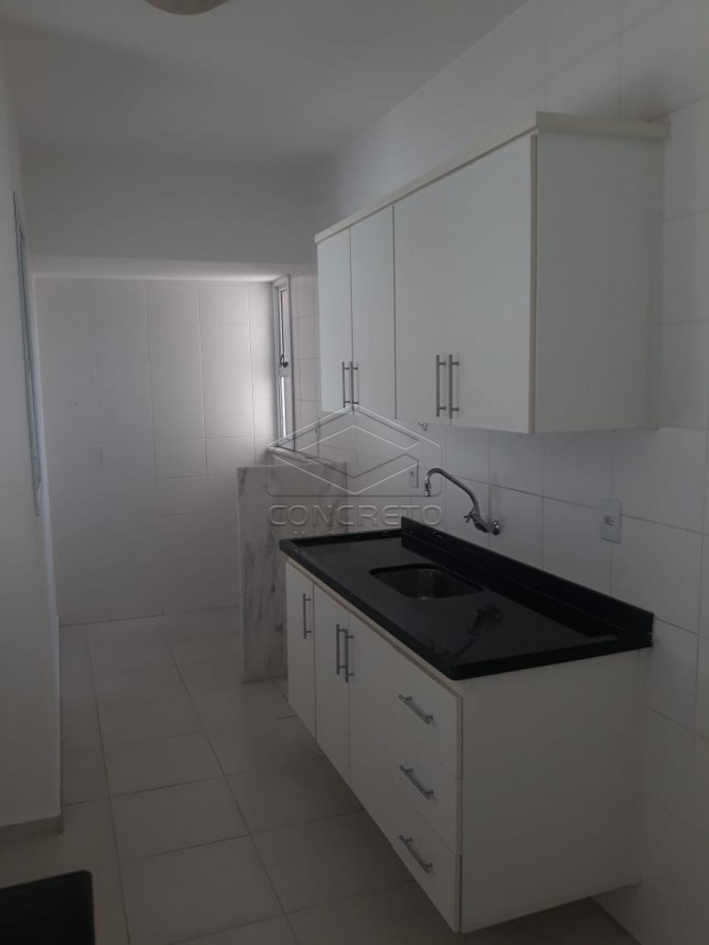 Alugar Apartamento / Padr&atilde;o em Len&ccedil;&oacute;is Paulista R$ 2.200,00 - Foto 4