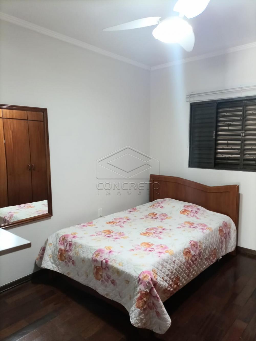 Alugar Casa / Padr&atilde;o em Len&ccedil;&oacute;is Paulista R$ 2.700,00 - Foto 4