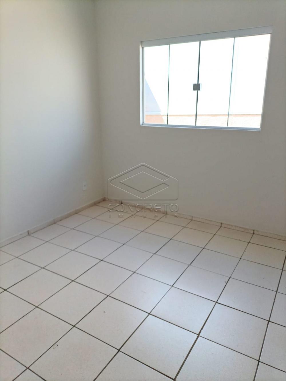 Alugar Casa / Padr&atilde;o em Len&ccedil;&oacute;is Paulista R$ 2.000,00 - Foto 3