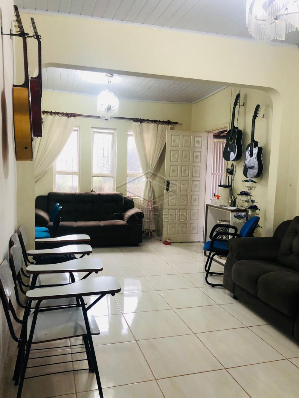 Comprar Casa / Padr&atilde;o em Len&ccedil;&oacute;is Paulista R$ 330.000,00 - Foto 2