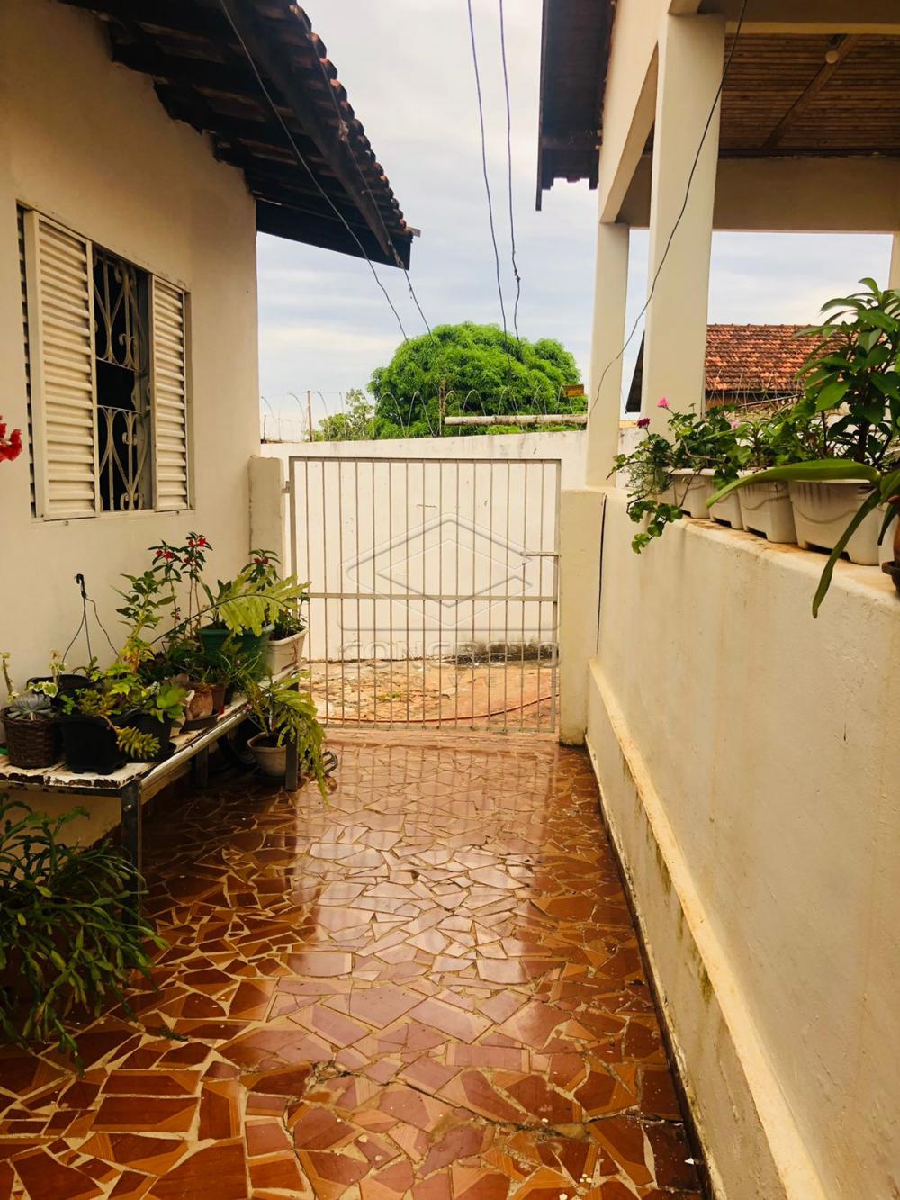 Comprar Casa / Padr&atilde;o em Len&ccedil;&oacute;is Paulista R$ 330.000,00 - Foto 12