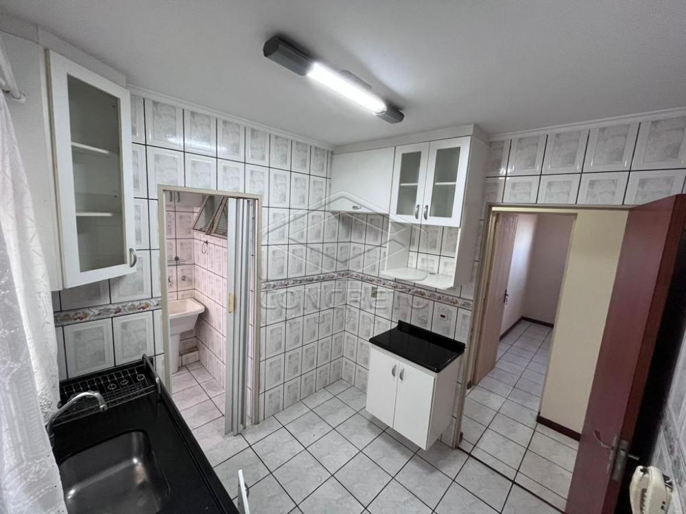 Alugar Apartamento / Padr&atilde;o em Len&ccedil;&oacute;is Paulista R$ 1.350,00 - Foto 5