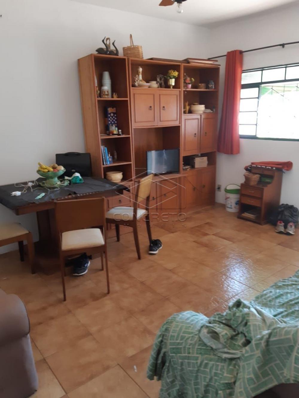 Alugar Casa / Padr&atilde;o em Len&ccedil;&oacute;is Paulista R$ 1.800,00 - Foto 4
