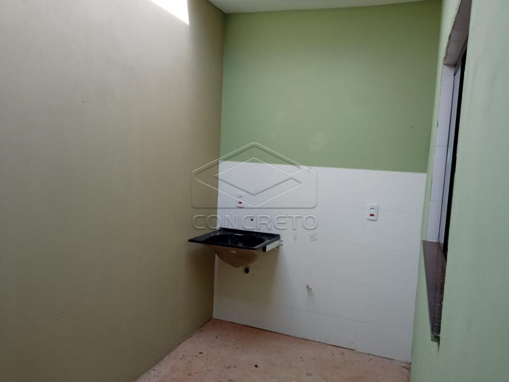 Comprar Casa / Padr&atilde;o em Len&ccedil;&oacute;is Paulista - Foto 4