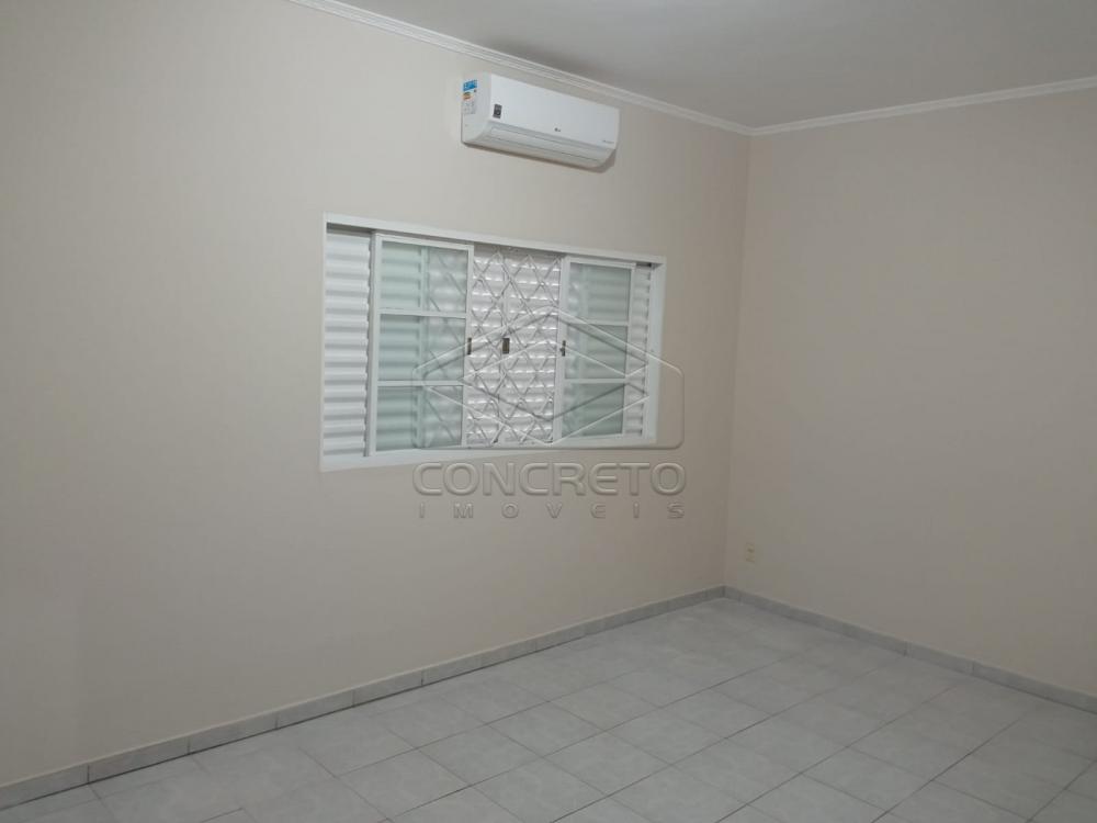 Alugar Casa / Padr&atilde;o em Len&ccedil;&oacute;is Paulista R$ 3.000,00 - Foto 3
