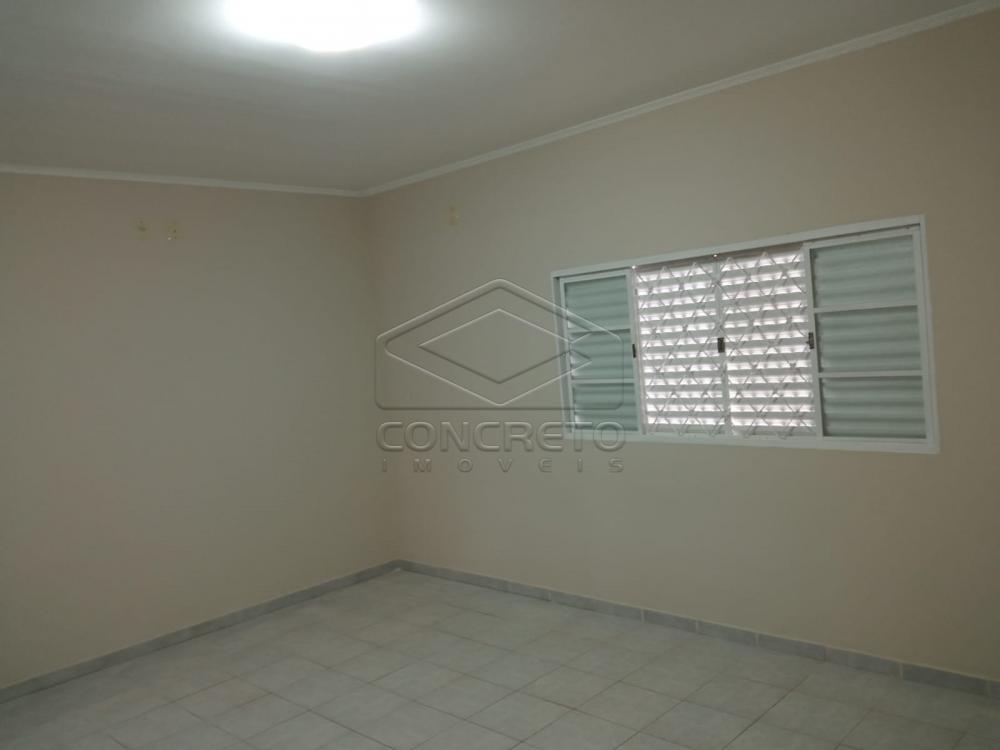 Alugar Casa / Padr&atilde;o em Len&ccedil;&oacute;is Paulista R$ 3.000,00 - Foto 5