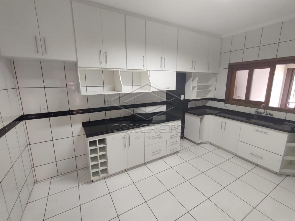 Comprar Casa / Padr&atilde;o em Bauru R$ 420.000,00 - Foto 4
