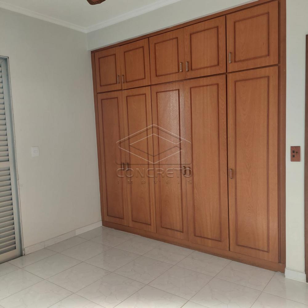 Comprar Apartamento / Padr&atilde;o em Bauru R$ 400.000,00 - Foto 12
