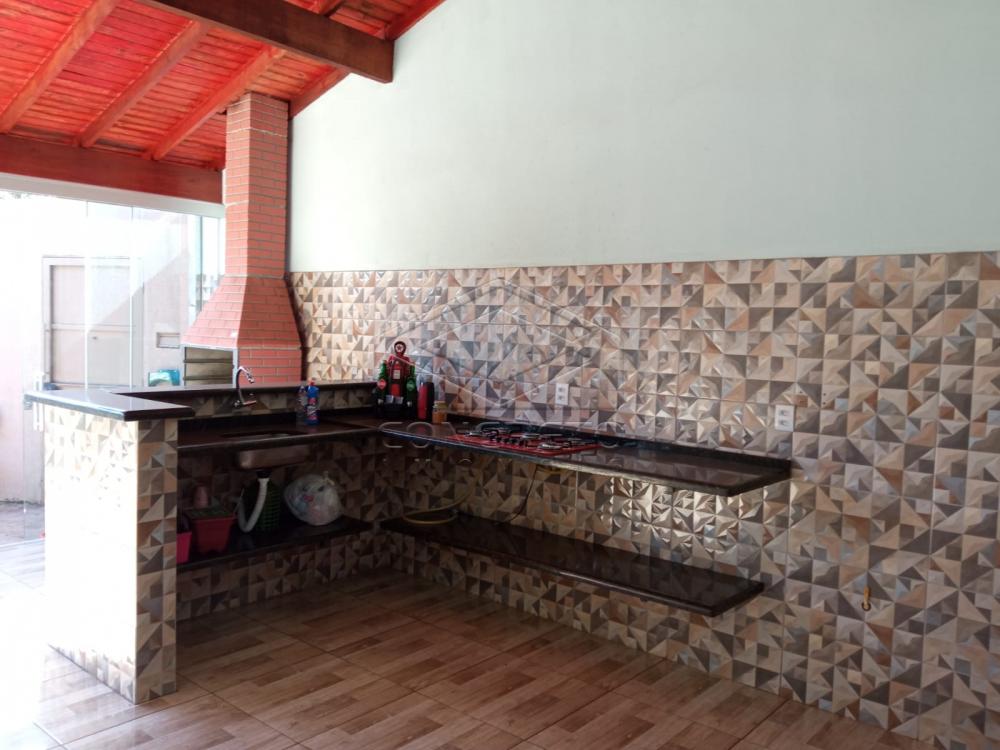 Alugar Casa / Padr&atilde;o em Len&ccedil;&oacute;is Paulista R$ 2.800,00 - Foto 9