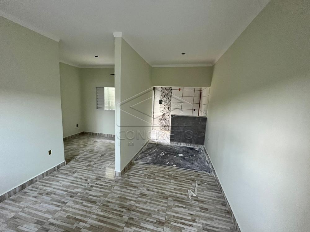 Alugar Apartamento / Kitnet em Len&ccedil;&oacute;is Paulista R$ 1.400,00 - Foto 2