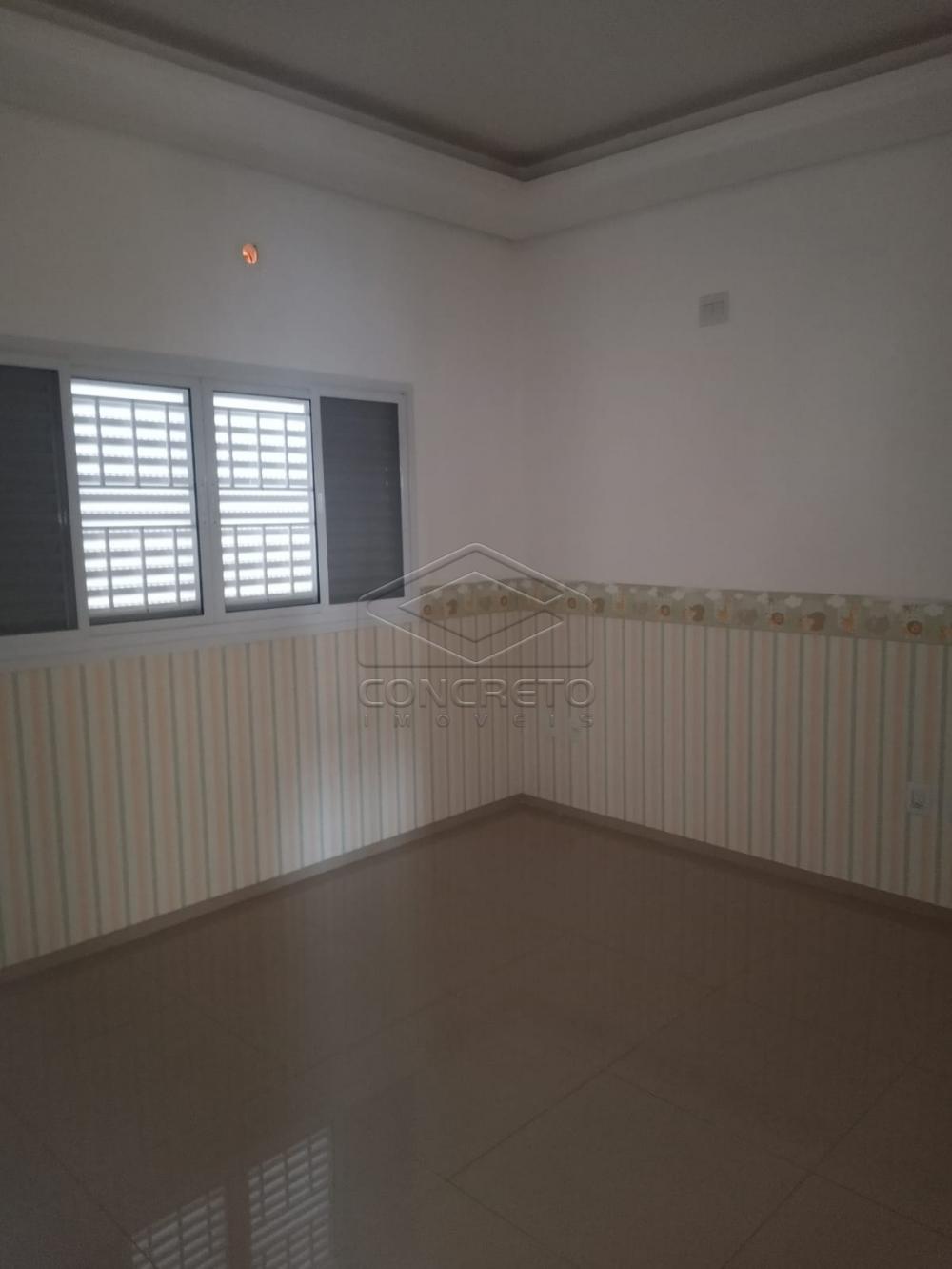 Alugar Casa / Padr&atilde;o em Len&ccedil;&oacute;is Paulista R$ 2.130,00 - Foto 3