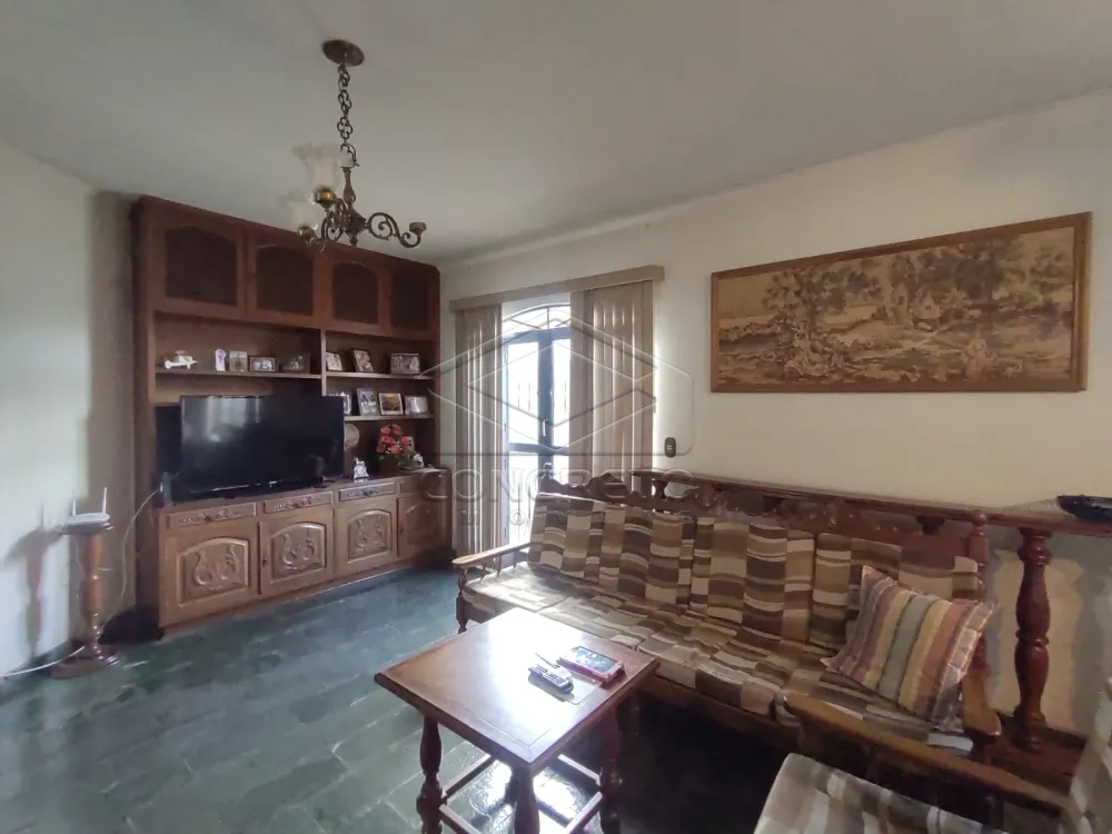 Comprar Casa / Padr&atilde;o em Bauru R$ 600.000,00 - Foto 2