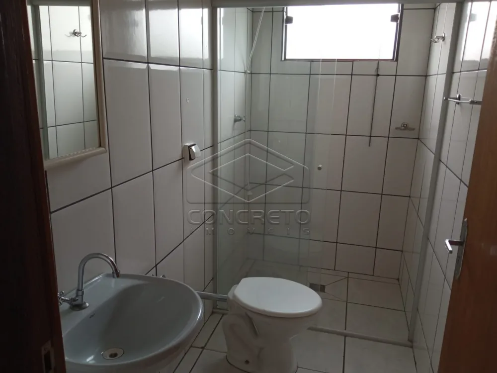 Alugar Apartamento / Kitnet em Len&ccedil;&oacute;is Paulista R$ 950,00 - Foto 5