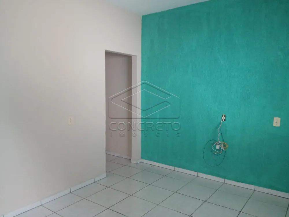 Alugar Casa / Resid&ecirc;ncia em Len&ccedil;&oacute;is Paulista R$ 1.400,00 - Foto 1