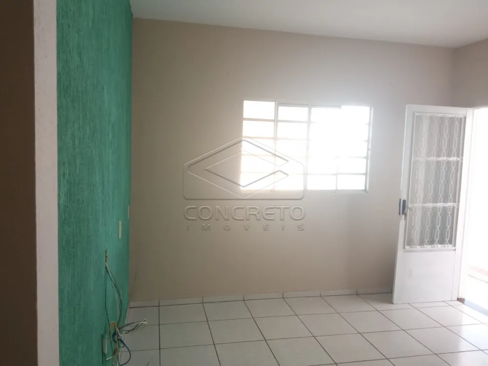 Alugar Casa / Resid&ecirc;ncia em Len&ccedil;&oacute;is Paulista R$ 1.400,00 - Foto 2