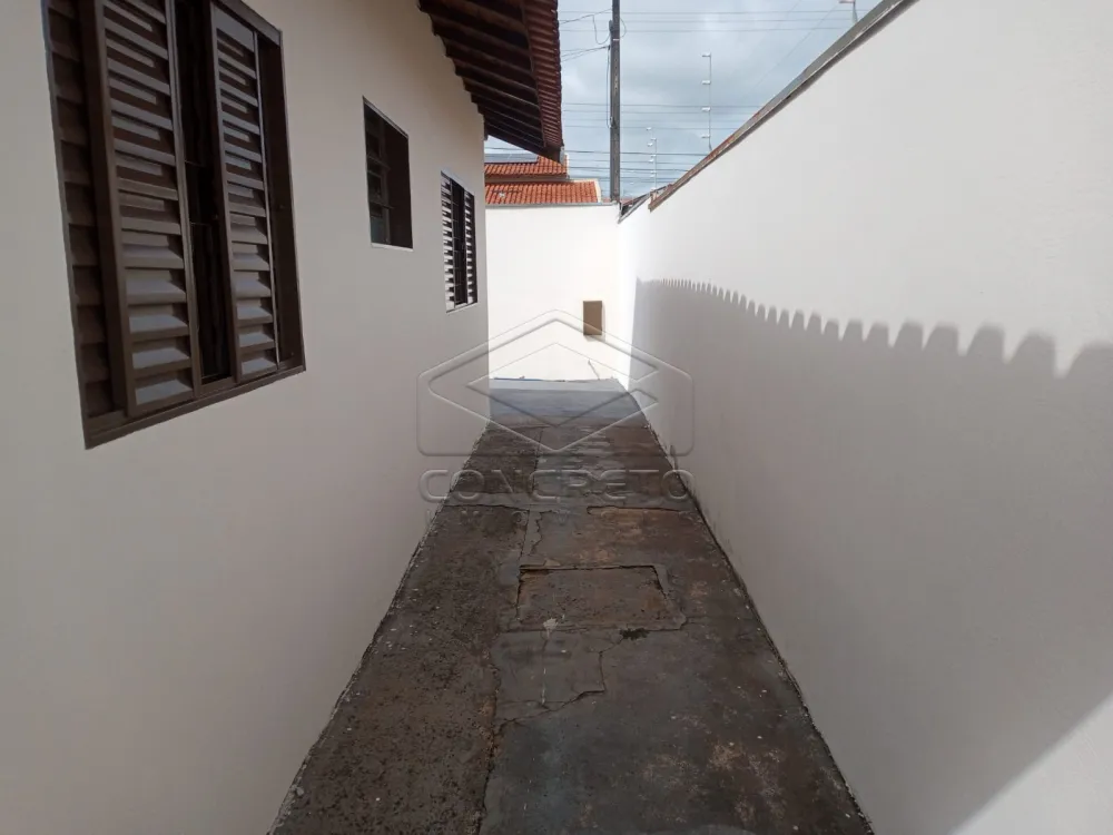 Alugar Casa / Resid&ecirc;ncia em Len&ccedil;&oacute;is Paulista R$ 1.300,00 - Foto 8