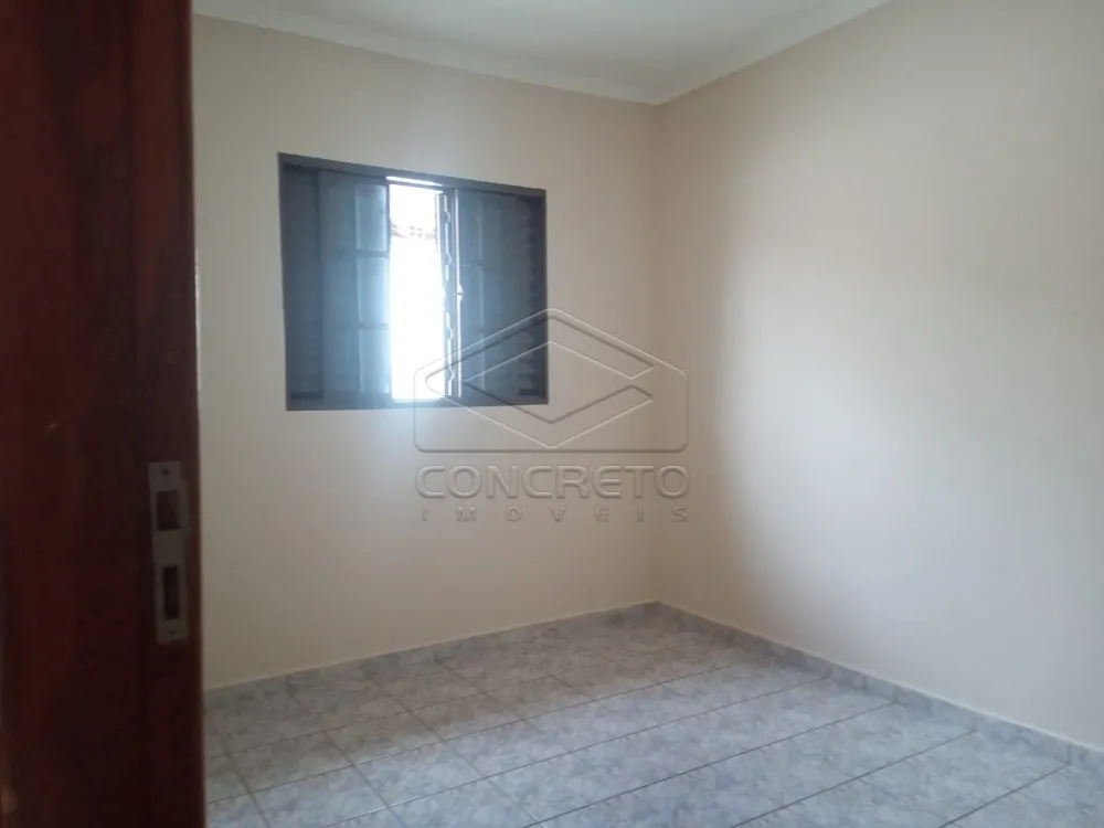 Alugar Casa / Resid&ecirc;ncia em Len&ccedil;&oacute;is Paulista R$ 1.300,00 - Foto 2