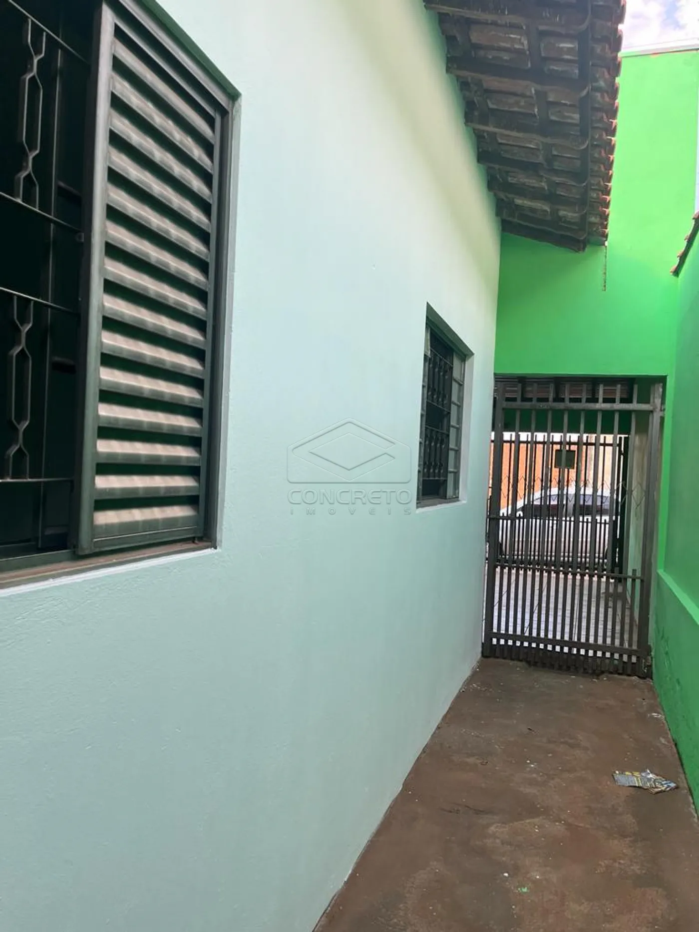 Alugar Casa / Resid&ecirc;ncia em Len&ccedil;&oacute;is Paulista R$ 1.700,00 - Foto 1