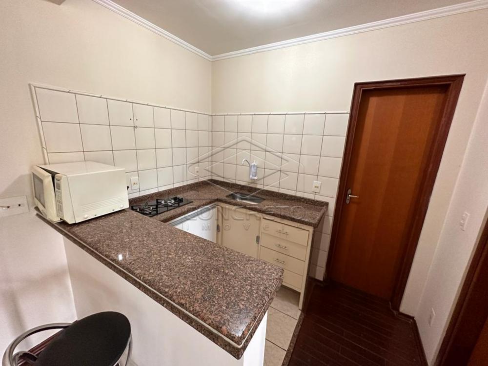 Alugar Apartamento / Padr&atilde;o em Ja&uacute; R$ 1.300,00 - Foto 6